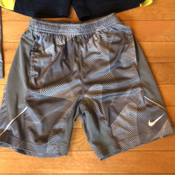 Nike Lot - Picture 6 of 10